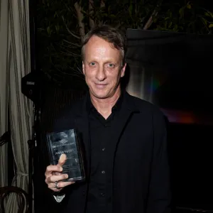 1800818623 Tony Hawk Wishes Kurt Cobain Could Meet Grandson