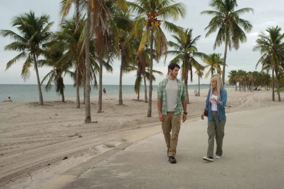 Tori Spelling Was Ready to Pull a Lana Del Rey and Fall in Love With a Hot Airboat Guy on Lifetime Movie Set