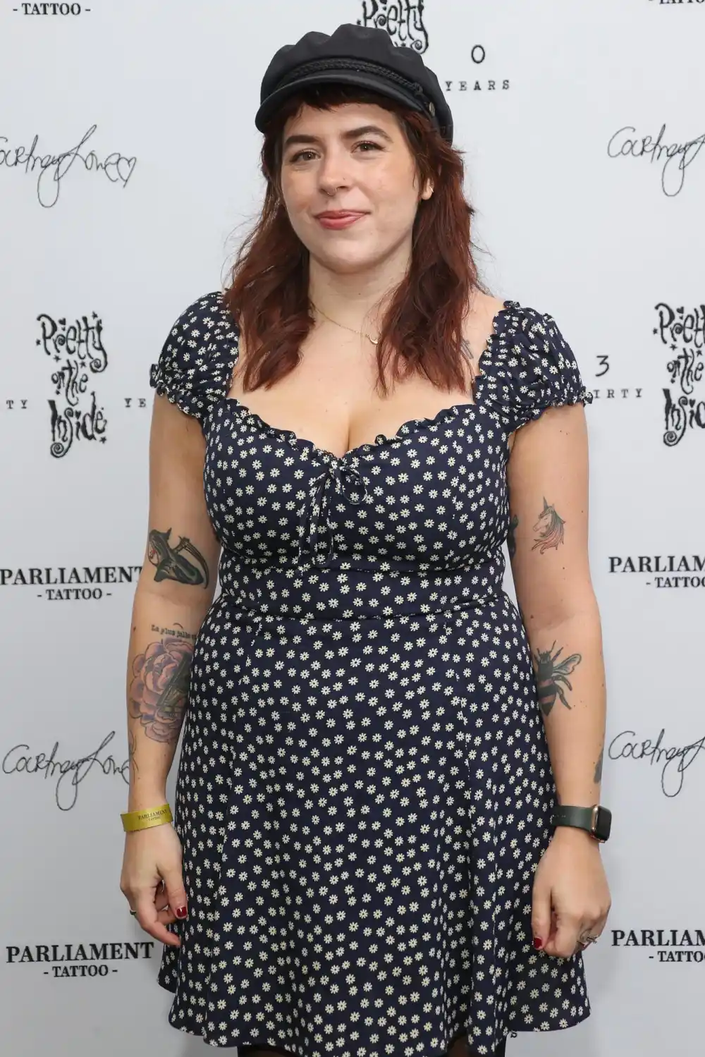 Tom Cruise and Nicole Kidmans Daughter Bella Publicly Supports Half Sister Sunday Roses Modeling