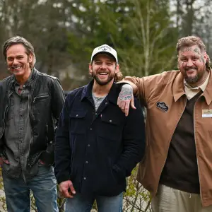 Jelly Roll Offers a Helping Hand in 1st Look at His Acting Debut in CBS Series Fire Country