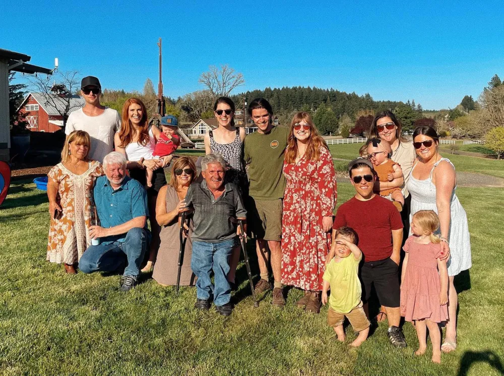 Little People Big Worlds Jacob Roloff and Wife Isabels Relationship Timeline