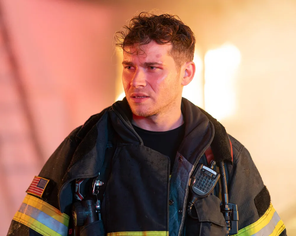 9 1 1 s Oliver Stark on Buck s Complex Feelings Over Eddie Leaving Moving Into Eddie s Place More 808