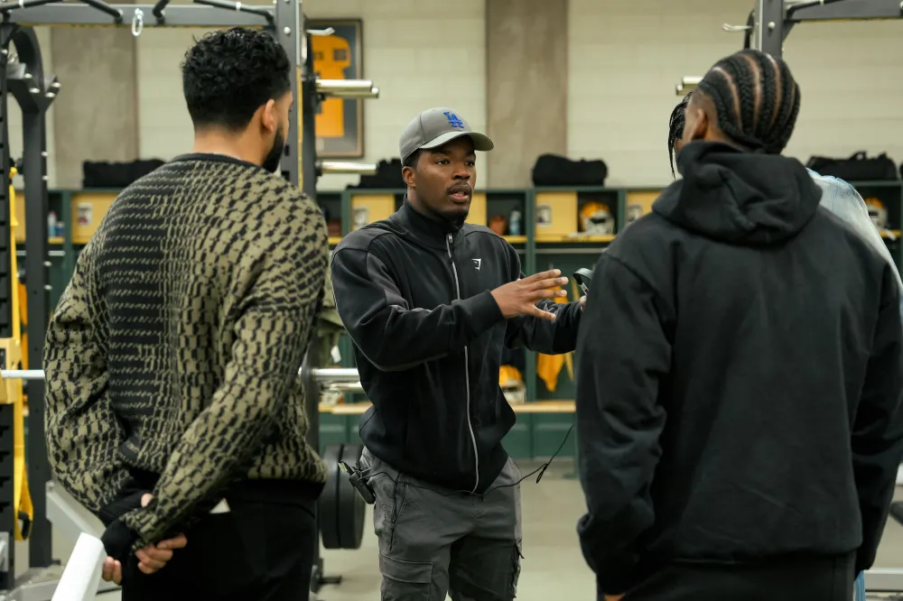 Shadowboxin', All American