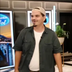 American Idol Season 18 Contestant Doug Kiker Dead at 32 He Was So Loved 252