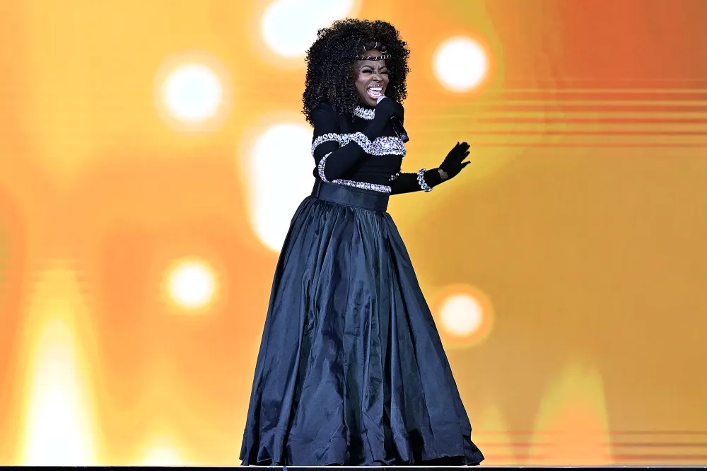 Angie Stone muere