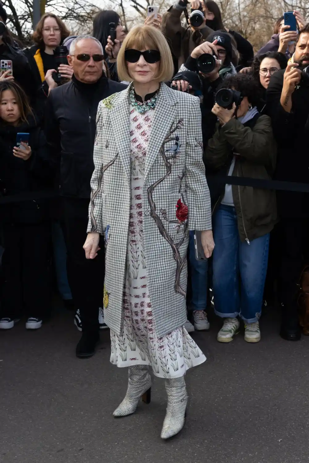 Anna Wintour Only Packed One Pair of Shoes for Paris Fashion Week