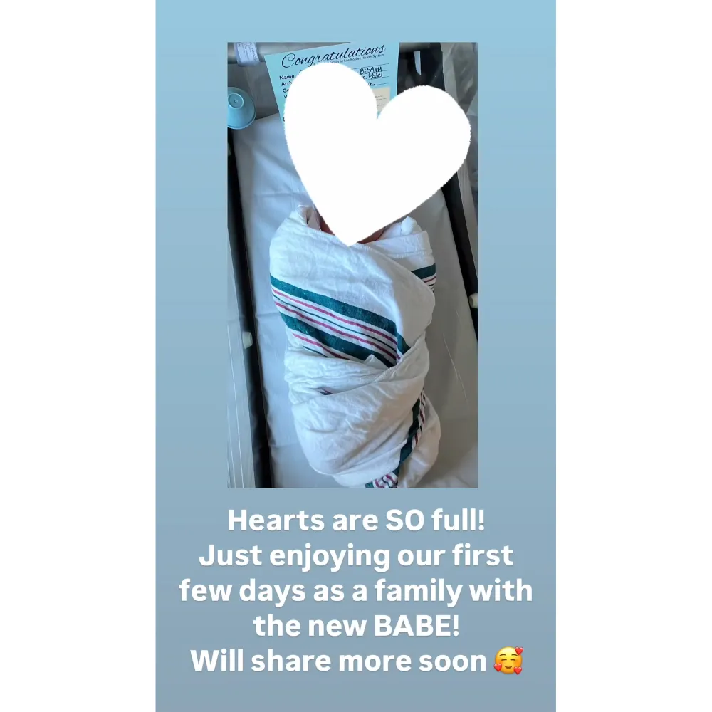 Bachelor Nation s Kendall Long Welcomes Baby No 1 With Husband Mitchell