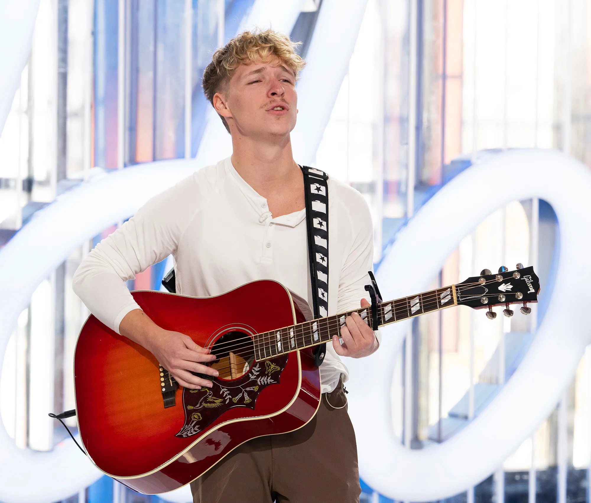 Baylee Littrell Cries Over Late Grandma Missing His Idol Journey