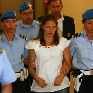 Biggest Prison Revelations From Amanda Knox Memoir 2