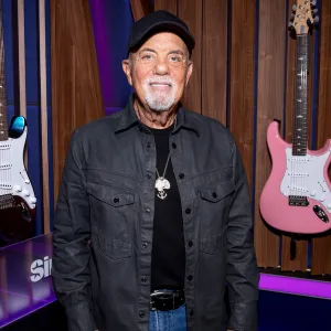 Billy Joel Postpones Tour