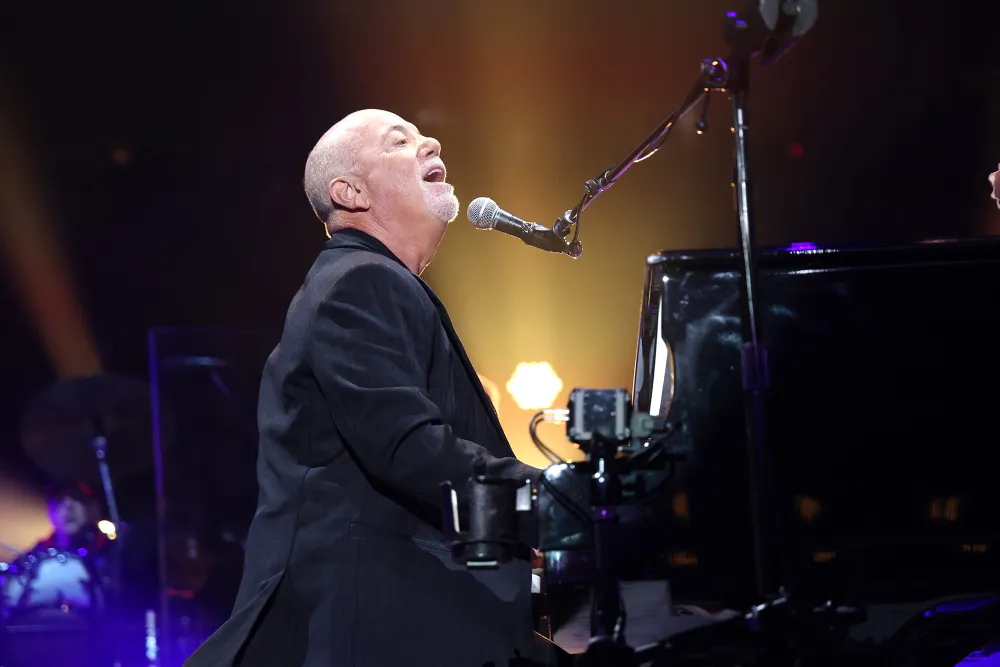 Billy Joel Postpones Tour
