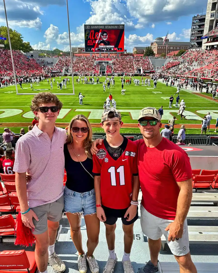 Brett Gardner Resort Photos