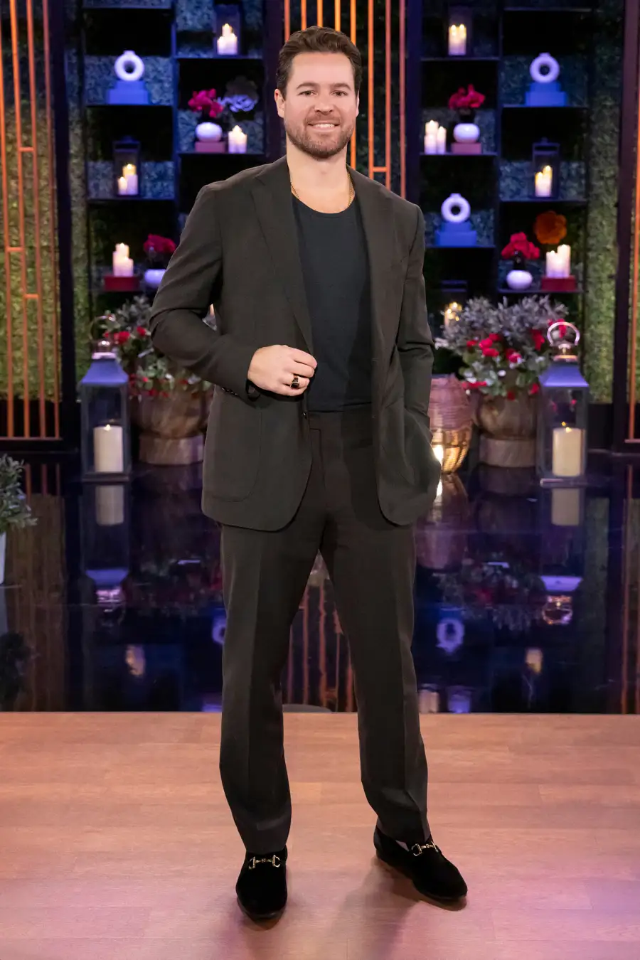 Cast Reacts to Ugly Love Is Blind Reunion Outfits