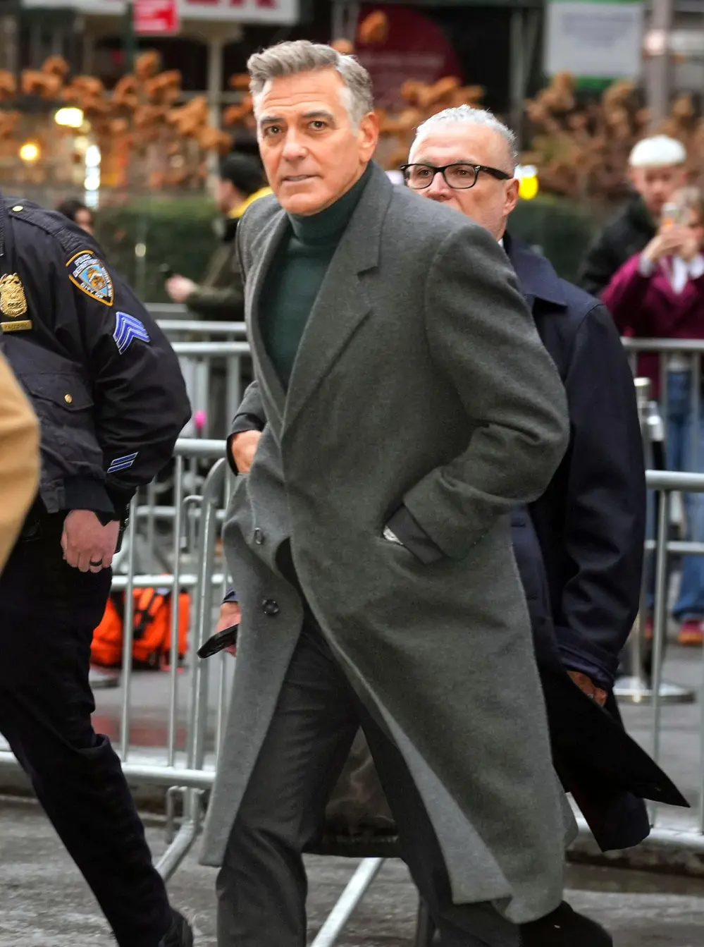 Celebrities Who Have Left the United States Ellen DeGeneres Josh Lucas Richard Gere and More 809