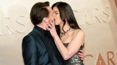 Celebrity Couples Whove Packed on the PDA at 2025 Oscars Kieran Culkin and Jazz Charton
