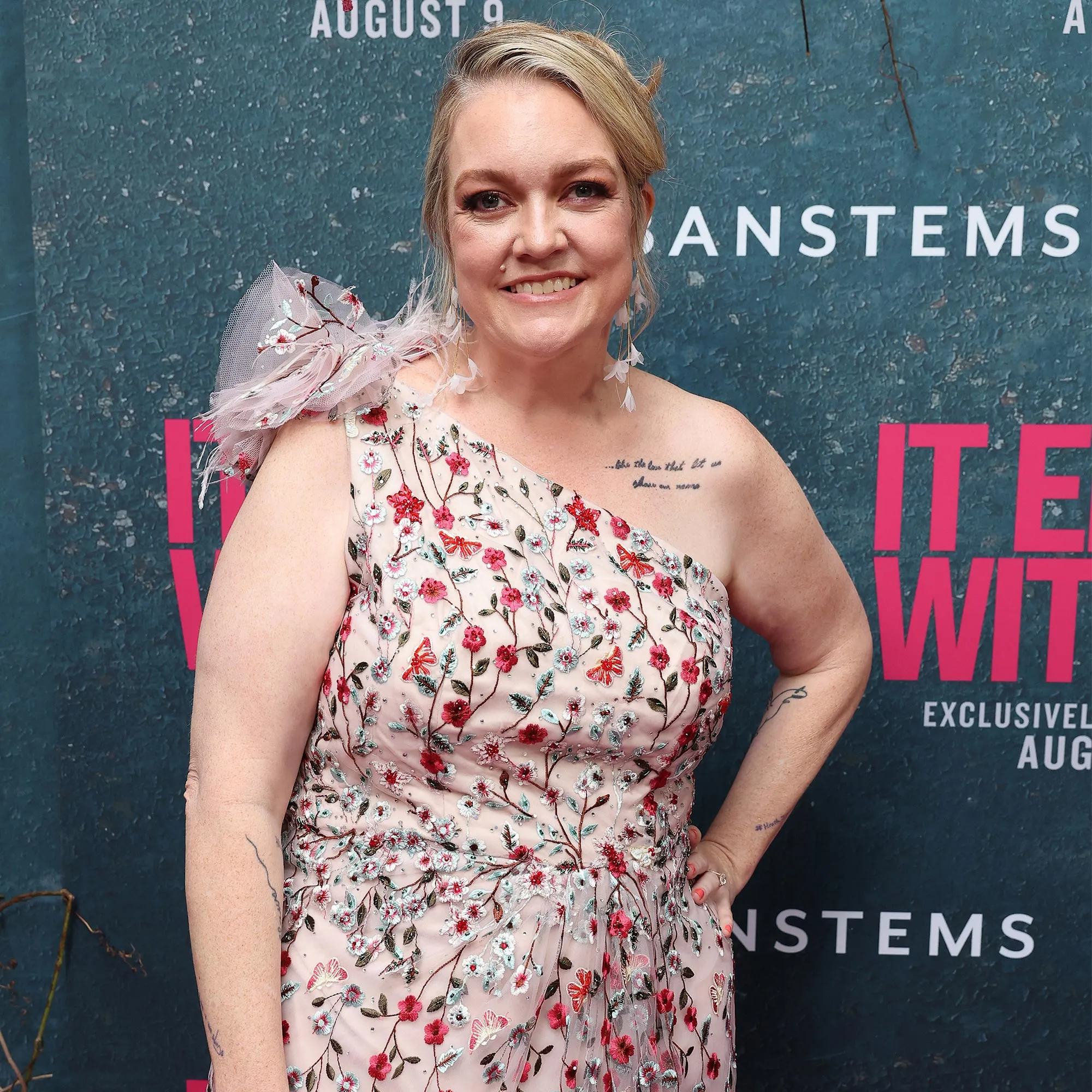 Colleen Hoover Says Shell Be Broke as S as Her Merch Goes on Sale