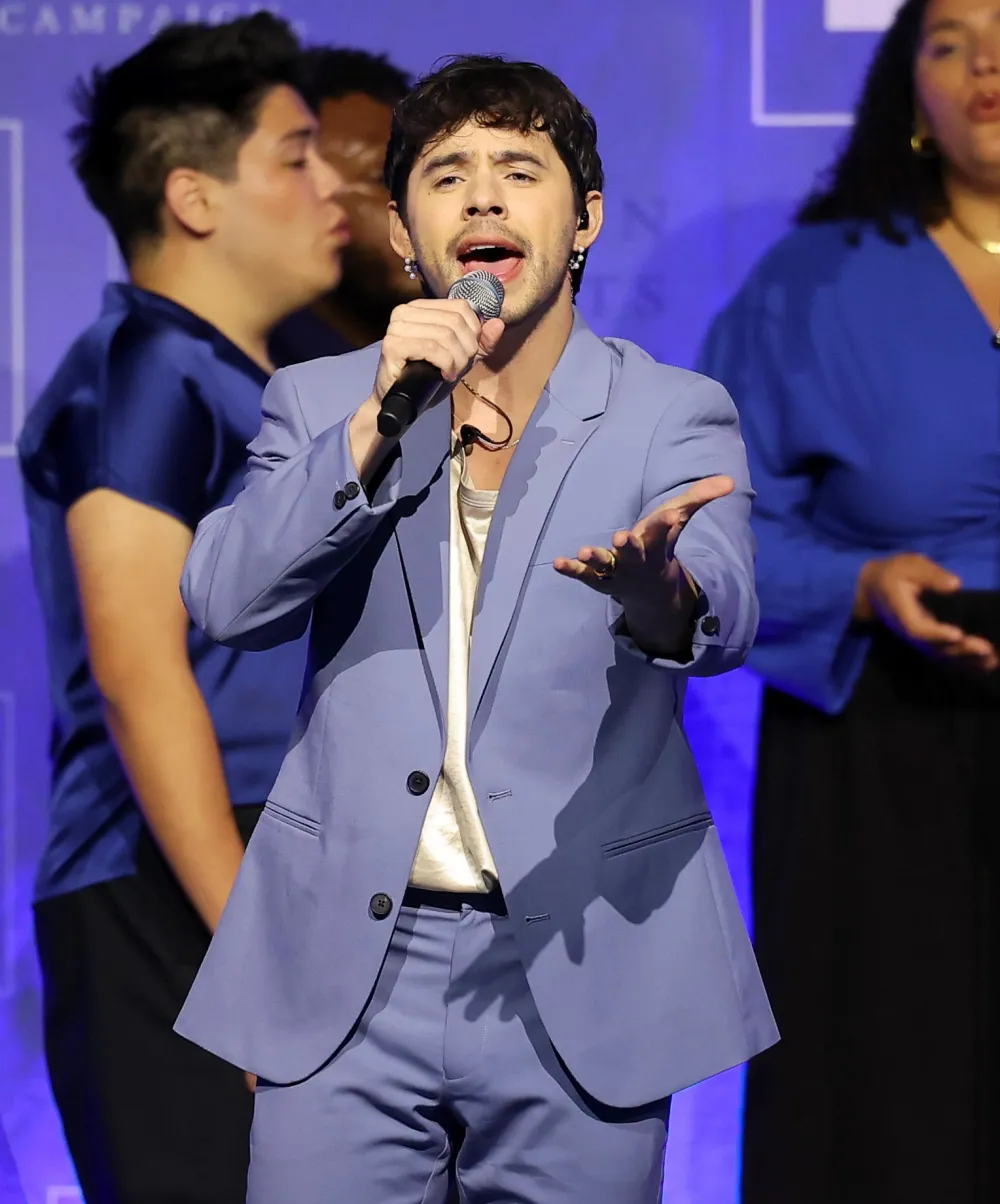 David Archuleta Says He Can Do What I Want After Leaving Mormon Church It s OK to Explore 989