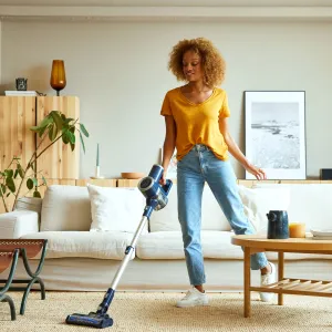 Dyson-V8-Vacuum-Deal-Feature-Image