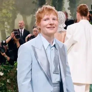 Ed Sheeran Hasn t Used a Cellphone Since 2015