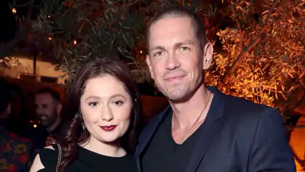 Emma Kenney Teases Onscreen Reunion With Shameless Steve Howey Hes Always Been a Safe Place on Set