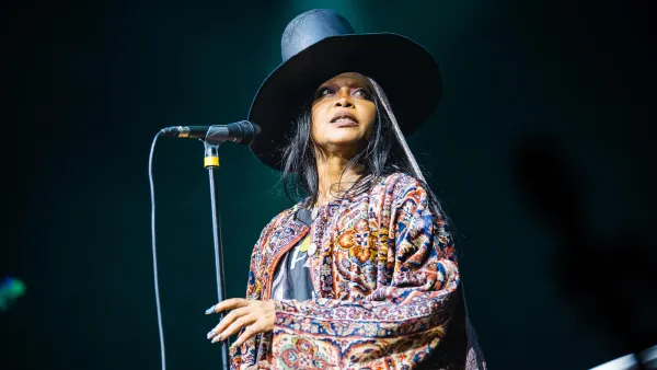 Erykah Badu Explains Why She Decided to Release a New Album After 15 Years 193