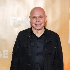 Former MTV VJ Matt Pinfield Joyously Announces He s Alive and Recovering After Suffering Stroke 329