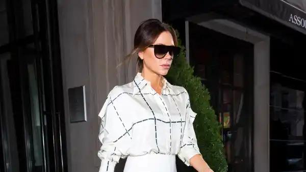 Victoria Beckham Brings Back One of Meghan Markle’s Most Famous Bags - Victoria Beckham carries original Vanity Box Bag in 2019