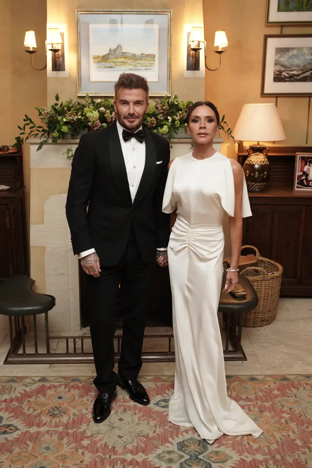 Victoria Beckham Brings Back One of Meghan Markle&rsquo;s Most Famous Bags - Victoria Beckham and David Beckham