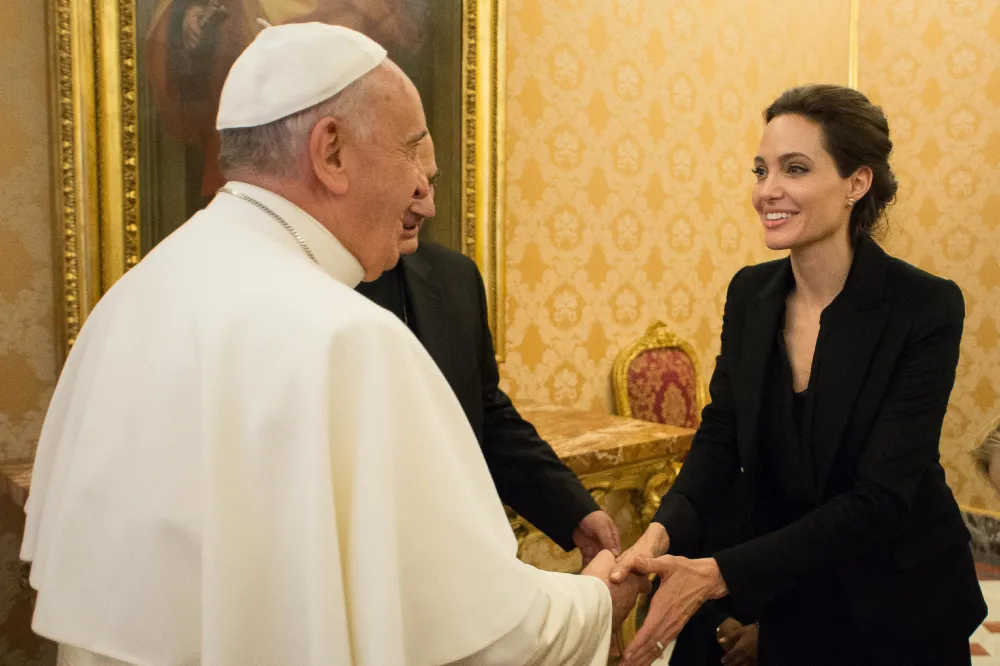 Angelina Jolie y el Papa Francisco