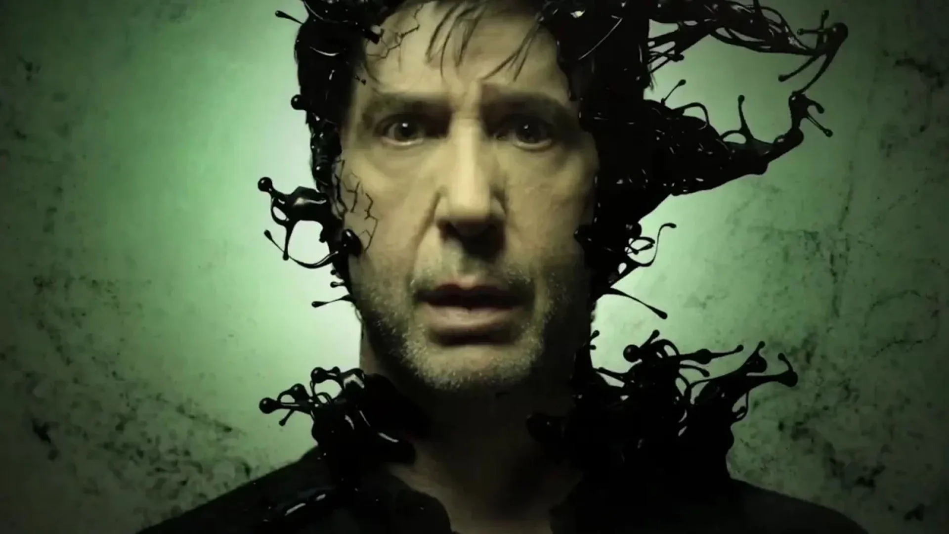 David Schwimmer is enveloped by darkness in Goosebumps: The Vanishing.