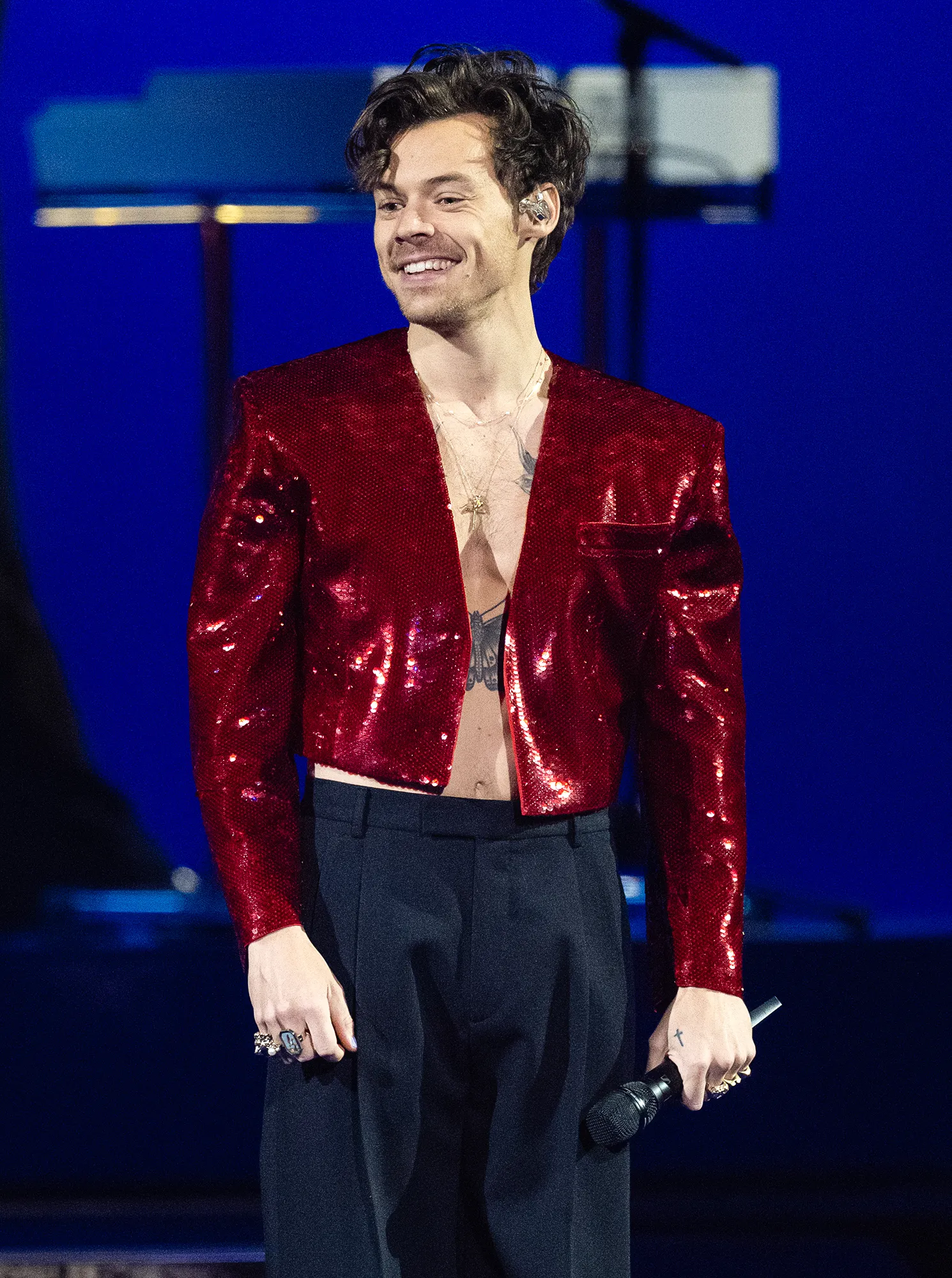 Harry Styles Spotted Running (and Conquering!) 2025 Tokyo Marathon: Find Out His Finish Time