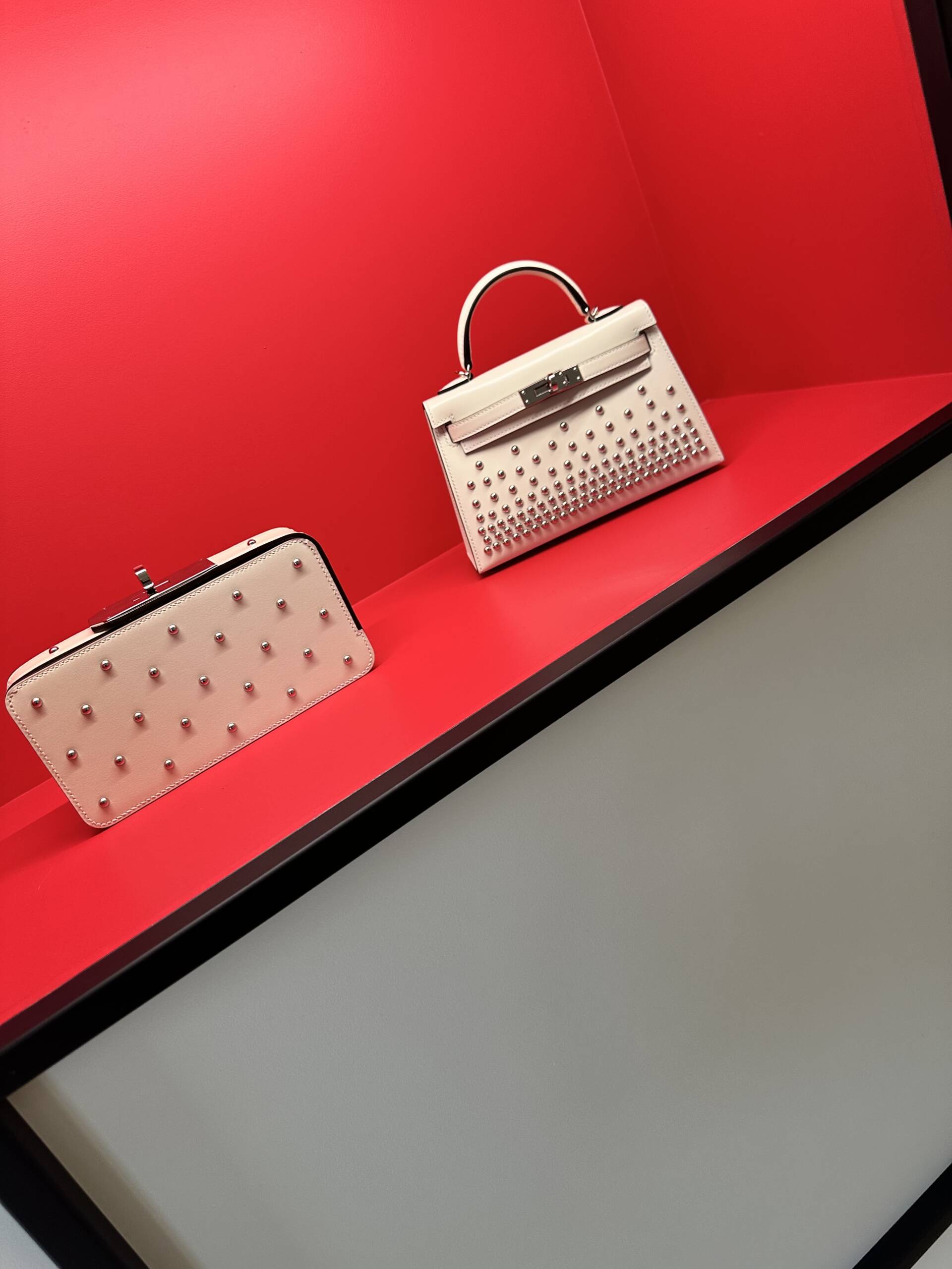 hermes new bags 2025 | hermes new bags fall-winter 2025 | new birkin 2025 | hermes women's fall-winter 2025 | hermes femme | hermes paris fashion week | paris fashion week style 2025 | pfw fw2025 | hermes women's fall winter 2025 bags | hermes women's fall winter 2025 handbags | hermes women's fall winter 2025 street style | hermes women's fall winter 2025 runway | hermes autumn winter 2025