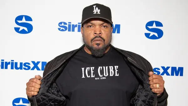 Ice Cube Does Live TV Interview During Australian Cyclone Coverage I m Staying Clear 727