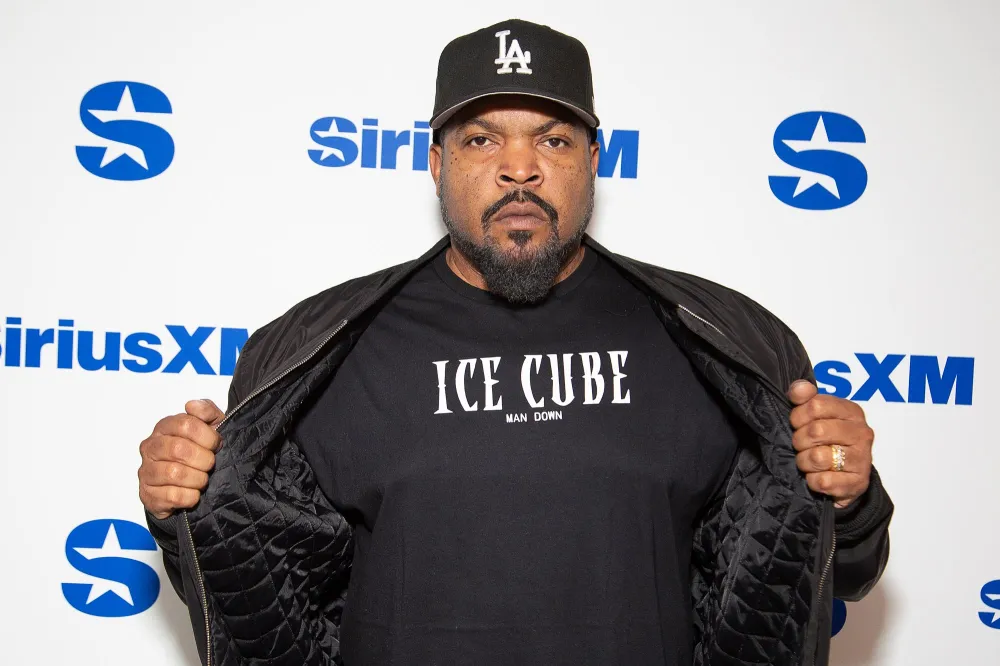 Ice Cube Does Live TV Interview During Australian Cyclone Coverage I m Staying Clear 727