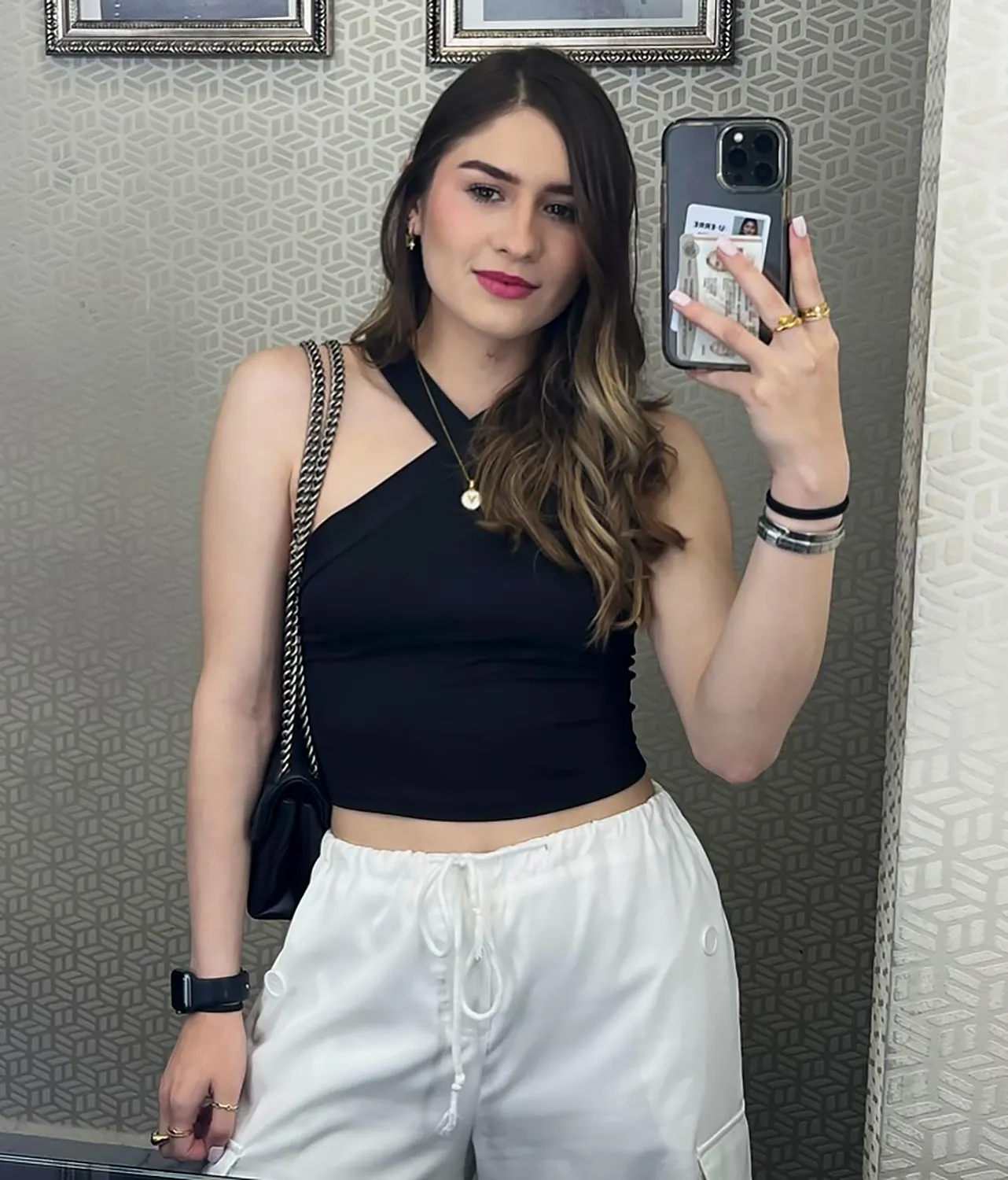 Influencer Valeria Mireles Dead at 20 After Fatal Car Accident Report