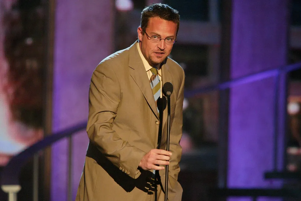 Inside Matthew Perry s Co Occurring Disorders and How He Used Substances to Treat His Depression 790