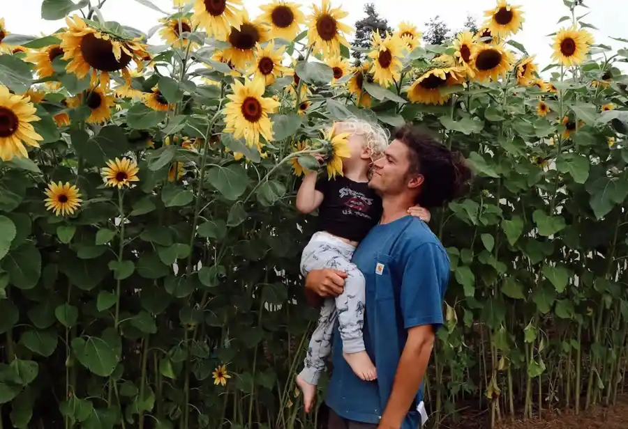 Jacob Roloff Addresses 'Contradictions' of Living on Family Farm After Leaving 'LPBW'