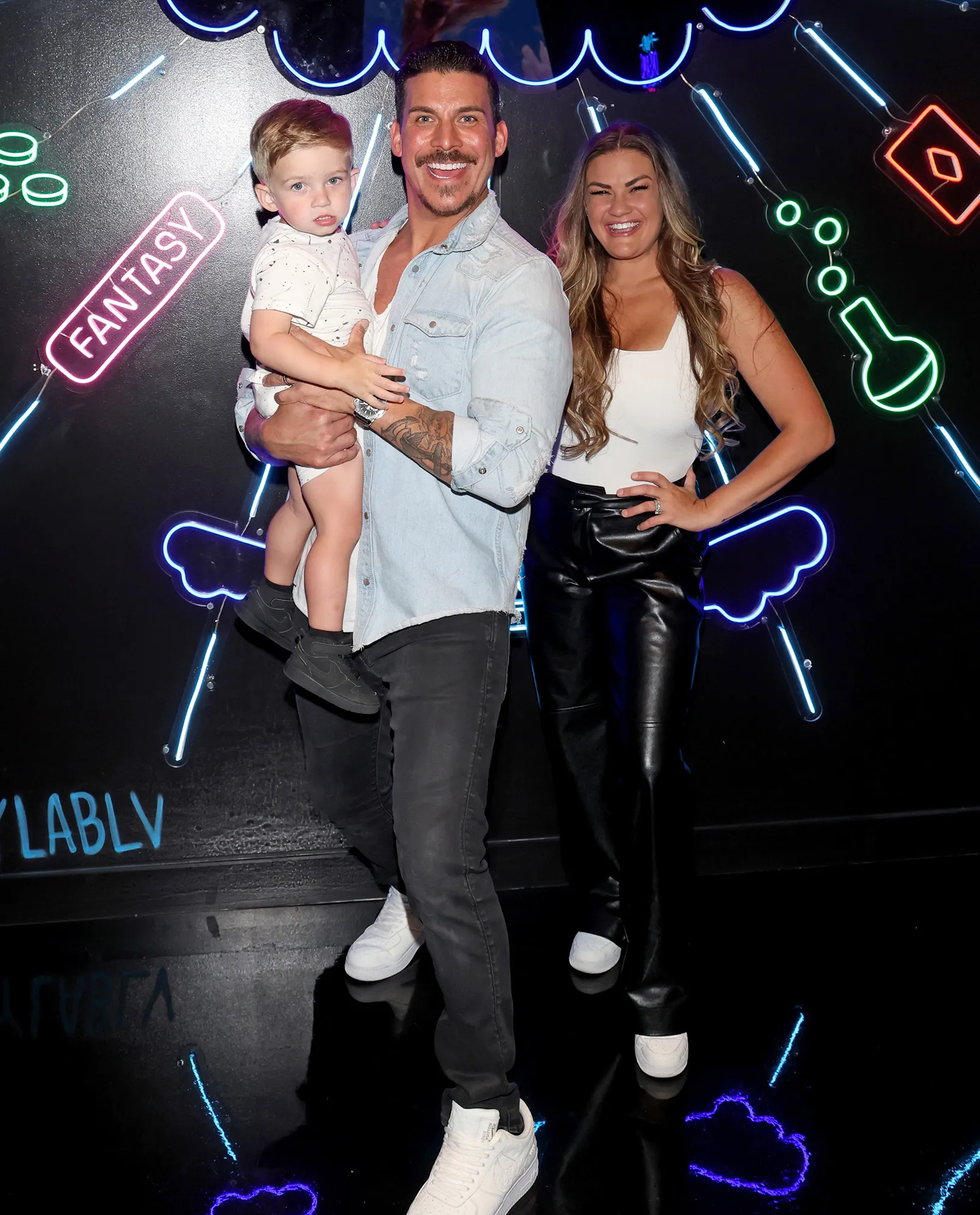 FTR Jax Taylor Takes Care of Son Cruz