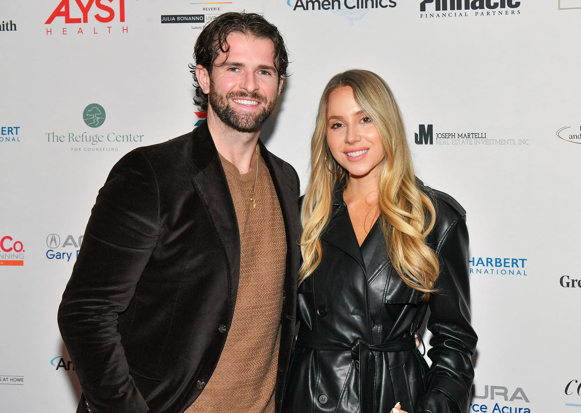 Jed Wyatt and Wife Ellen Decker Welcome 1st Baby