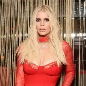 Jessica Simpson Says Her Vocal Coach Told Her to Drink Honey With Snake Sperm to Help Her Music