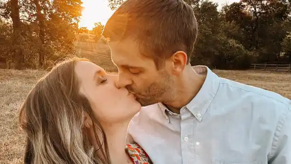 Jill Duggar and Derick Had to Reenact Proposal for Filming