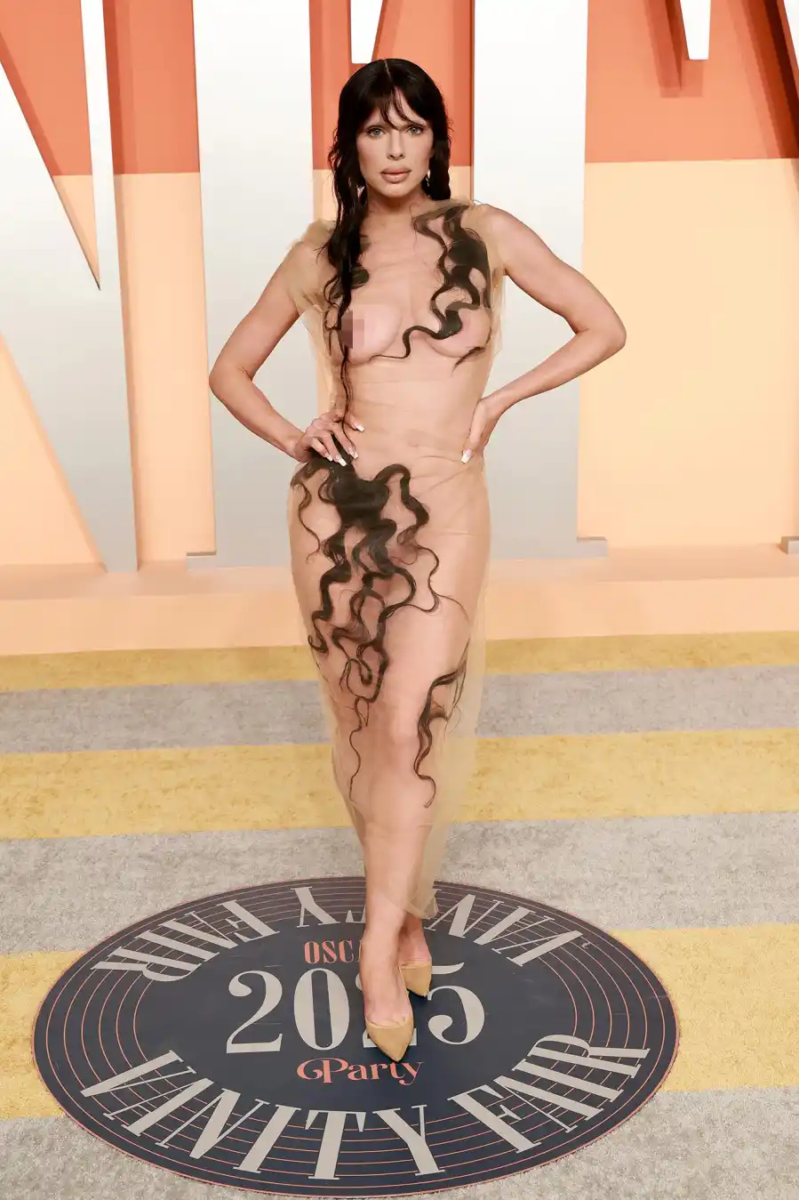 Julia Fox 2025 Vanity Fair Oscar Party 2025 Oscars