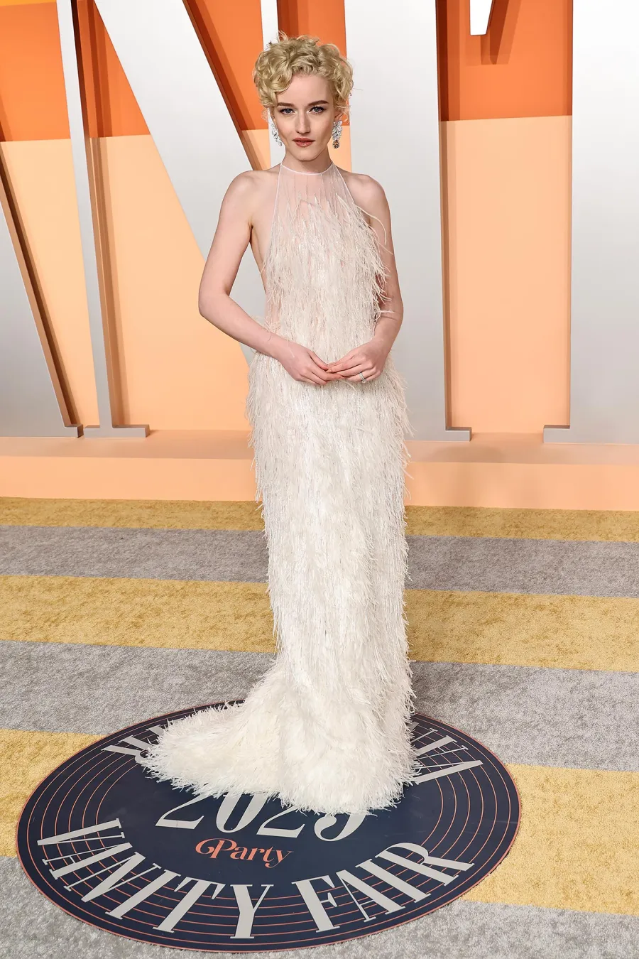Julia Garner 2025 Vanity Fair Oscar Party 2025 Oscars