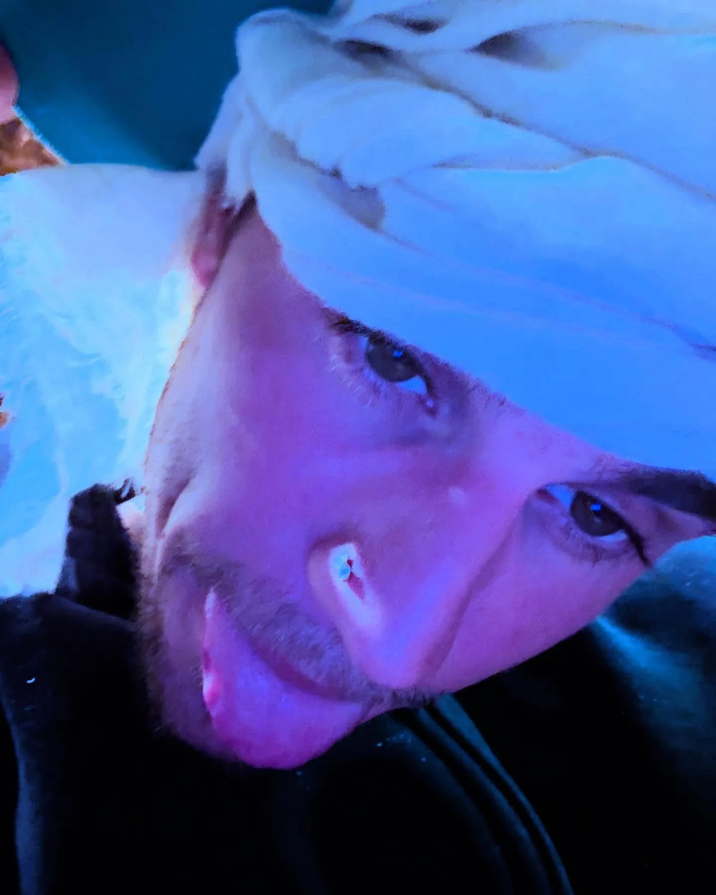 Justin Bieber Shows Off New Diamond Nose Stud