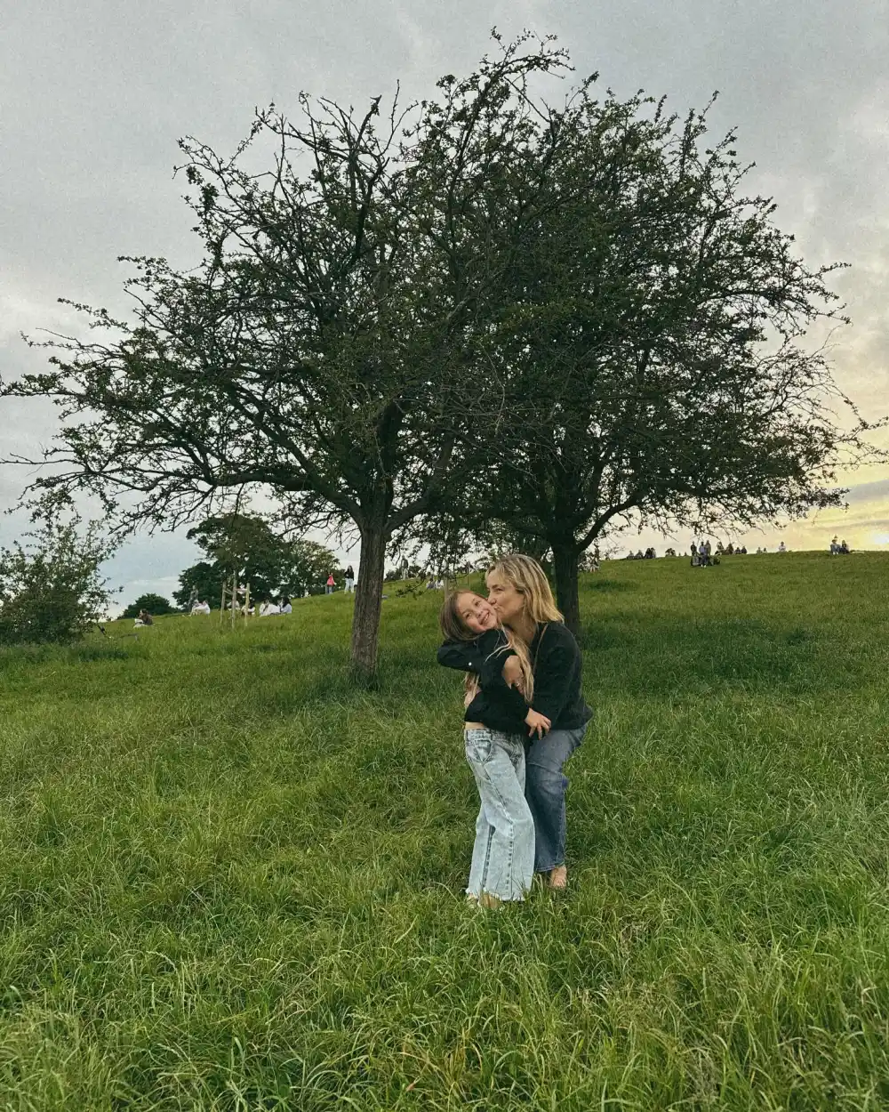 Kate Hudson Admits She Cant Imagine Being Done With Having Kids