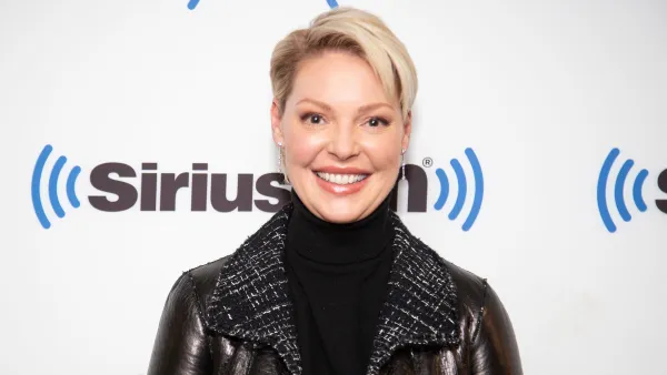 NEW YORK, NEW YORK - NOVEMBER 30: Katherine Heigl visits SiriusXM Studios on November 30, 2022 in New York City. (Photo by Santiago Felipe/Getty Images)