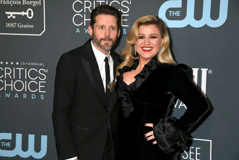 Kelly Clarkson Takes Subtle Jab at Ex Brandon Blackstock