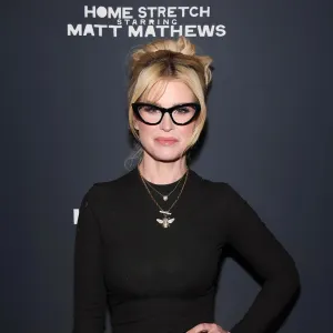 Kelly Osbourne Says Conquering Co Occurring Disorders Left Her Grateful for Lessons Learned 327