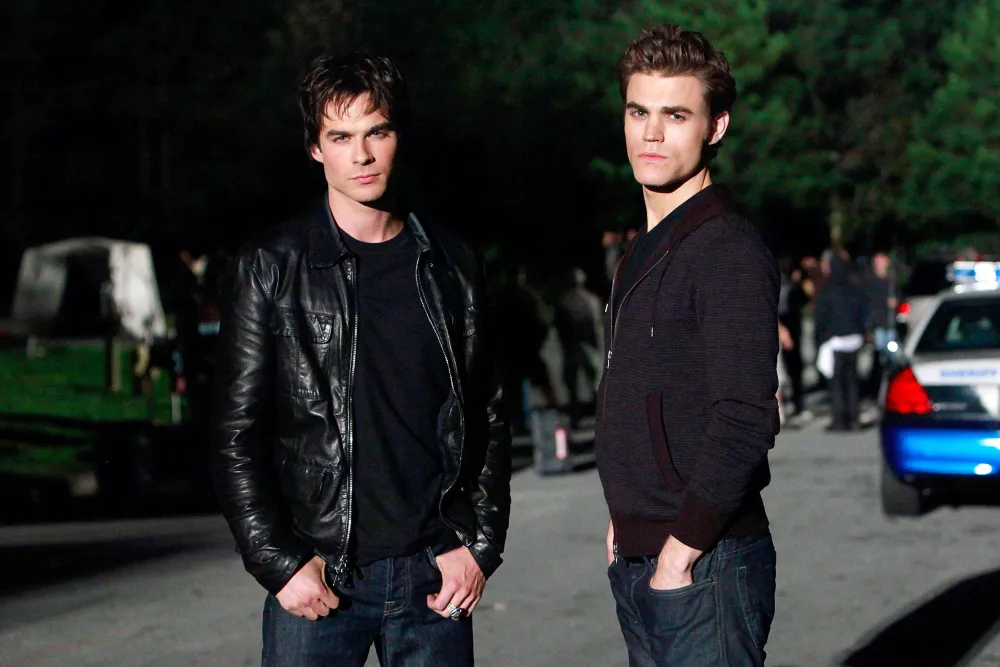 L J Smith Author of Vampire Diaries Book Series Dies at 66 Editora Galera 010