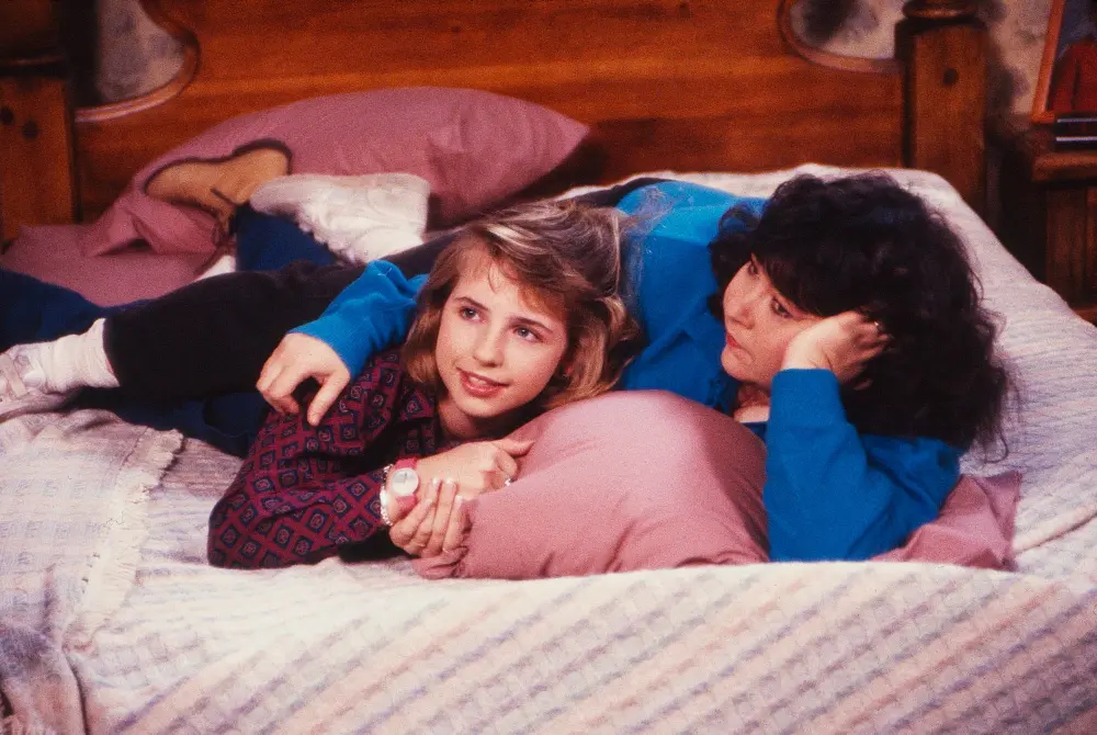 Lecy Goranson Compliments The Conners for Their Tasteful References to Roseanne Barrs Character